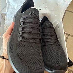 APL TechLoom Breeze Black/Black - Men’s Size 11 - New